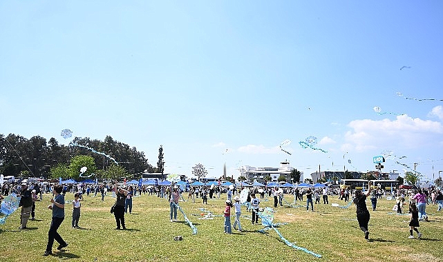 Başkan &Ccedil;er&ccedil;ioğlu &ccedil;ocukları U&ccedil;urtma Şenliği'nde buluşturdu