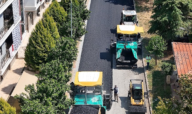 Başkan &Ccedil;er&ccedil;ioğlu Efeler'in yollarını yeniliyor