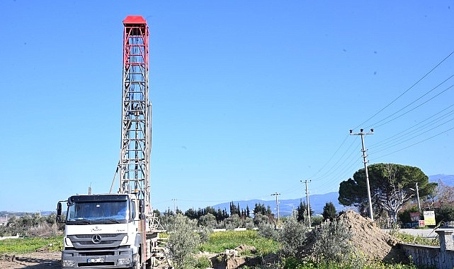 Başkan &Ccedil;er&ccedil;ioğlu Kuşadası&rsquo;nda Sondaj Yatırımlarını S&uuml;rd&uuml;r&uuml;yor