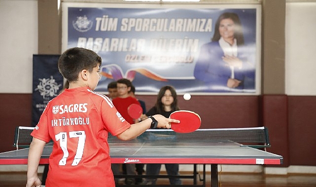 Başkan &Ccedil;er&ccedil;ioğlu Minik Sporcuların Yanında
