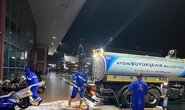 Başkan &Ccedil;er&ccedil;ioğlu&rsquo;ndan Bayram &Ouml;ncesi Otob&uuml;s Terminallerinde Temizleme &Ccedil;alışması