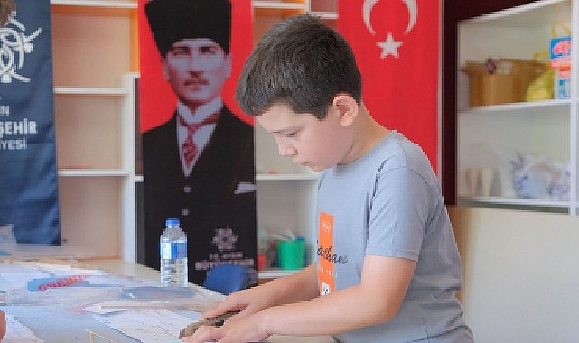 Başkan &Ccedil;er&ccedil;ioğlu&rsquo;ndan Geleceğin M&uuml;hendislerine İlk Adım: Model U&ccedil;ak Kursları Başladı