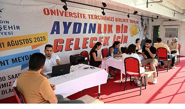 Başkan &Ccedil;er&ccedil;ioğlu&rsquo;ndan Gen&ccedil;lere YKS Desteği: Tercih Tırı &Uuml;niversite Adaylarının Hizmetinde