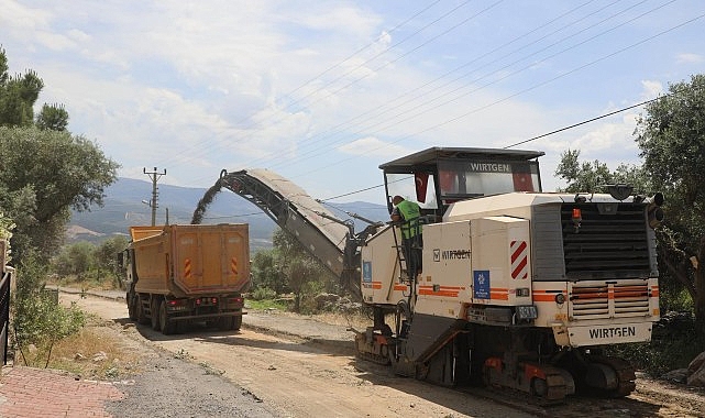 Başkan &Ccedil;er&ccedil;ioğlu&rsquo;ndan Kuyucak&rsquo;ta Yol Yenileme &Ccedil;alışması