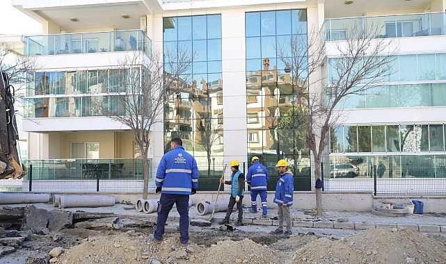 Başkan &Ccedil;er&ccedil;ioğlu&rsquo;nun &Ccedil;alışmaları ile Kuşadası&rsquo;nın Altyapısı G&uuml;&ccedil;leniyor