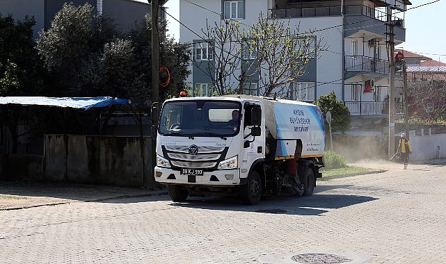 Başkan &Ccedil;er&ccedil;ioğlu&rsquo;nun &Ouml;nc&uuml;l&uuml;ğ&uuml;nde Umurlu&rsquo;da Eş Zamanlı &Ccedil;alışmalar Devam Ediyor