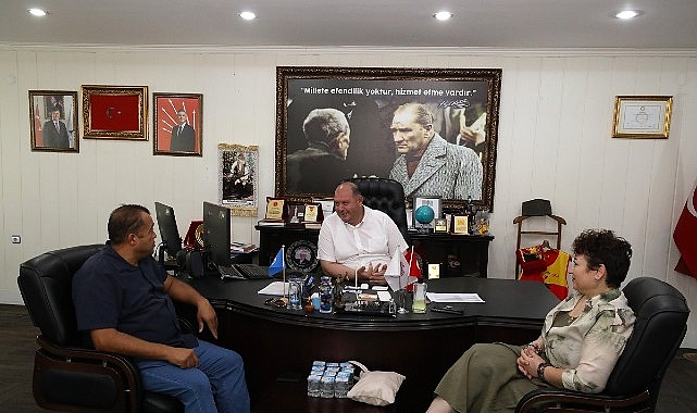 Başkan &Ccedil;i&ccedil;ek, Muhtarlar Derneği&rsquo;ni Ağırladı