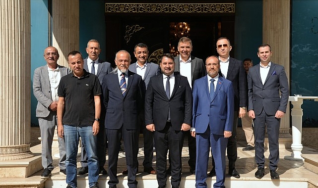 Başkan &Ccedil;ırpanoğlu Kahramankazanlı Y&ouml;netici ve B&uuml;rokratlarla Buluştu