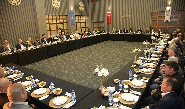 Başkan &Ccedil;ırpanoğlu Muhtarlarla Buluştu
