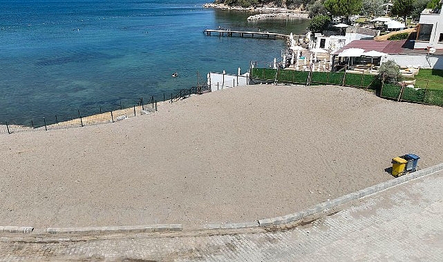 Başkan Deveciler&rsquo;den Kamusal D&ouml;n&uuml;ş&uuml;m Eski Market Yerine Halk Plajı