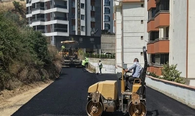 Başkan Deviren Asfalt &Ccedil;alışmalarını İnceledi