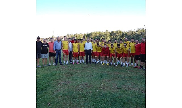 Başkan Ergin&rsquo;den K&uuml;&ccedil;&uuml;kk&ouml;yspor&rsquo;a Sezon Desteği