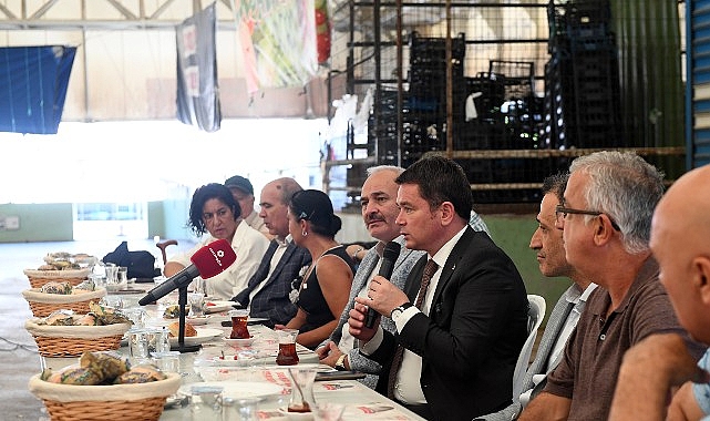 Başkan Erkan Aydın, Dikkaldırım&rsquo;da vatandaşla buluştu