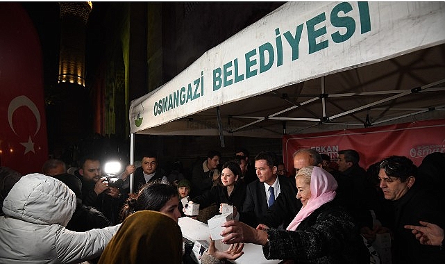 Başkan Erkan Aydın&rsquo;dan Kandil Simidi İkramı