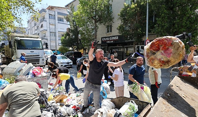 Başkan G&ouml;rkem Duman vatandaşlarla &ccedil;&ouml;p topladı