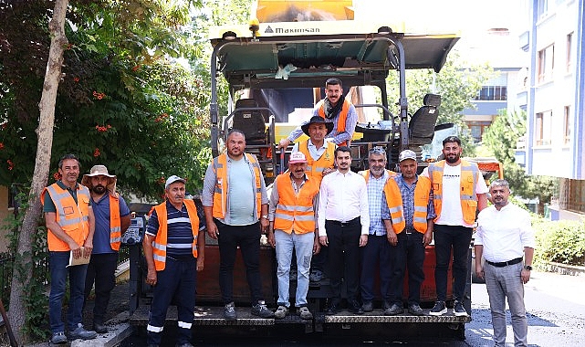 Başkan G&uuml;ner, Asfalt &Ccedil;alışmalarını Yerinde Denetledi