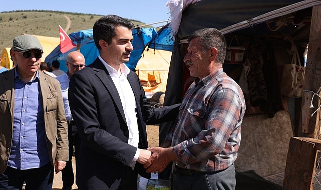 Başkan G&uuml;ner&rsquo;den Bayram &Ouml;ncesi Kurban Satış ve Kesim Alanını Ziyaret