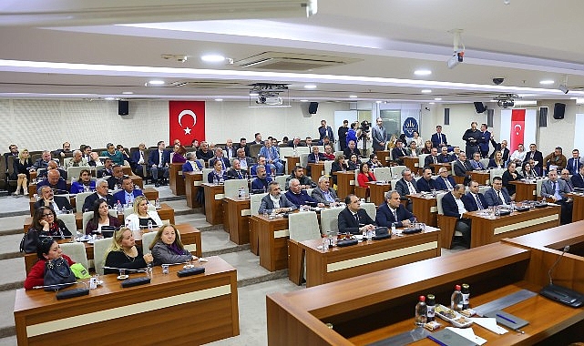 Başkan Kınay &ldquo;Hep birlikte el birliğiyle daha g&uuml;zel bir Karabağlar inşa edeceğiz&rdquo;