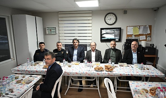 Başkan Kocaman&rsquo;dan Polislere Tatlı S&uuml;rpriz