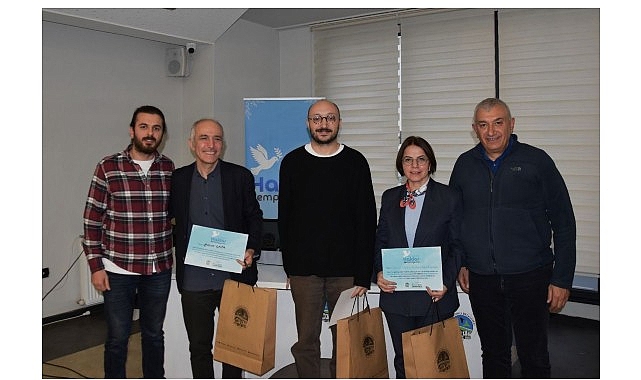 Başkan K&ouml;ymen, &lsquo;Kamuculuk ve Kent Hakkı&rsquo; sempozyumunda konuştu
