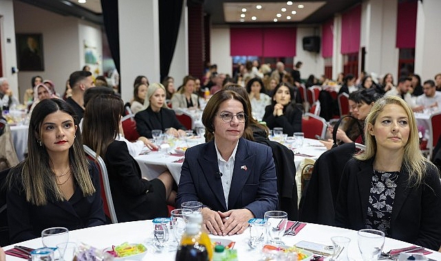 Başkan K&ouml;ymen &Ouml;ğretmenlerle Bir Araya Geldi
