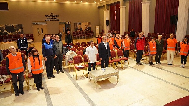 Başkan Mesut Ergin: &ldquo;Afetlere hazırlıklı bir Ayvalık i&ccedil;in eğitimlerimizi s&uuml;rd&uuml;r&uuml;yoruz&rdquo;