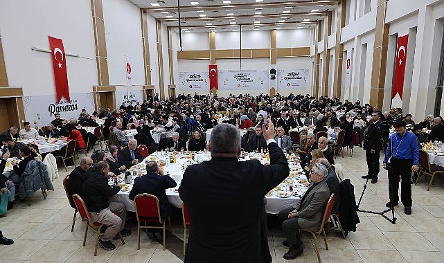 Başkan &Ouml;zarslan İftarda Emekli Askerleri Ağırladı