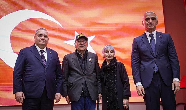 Başkan &Ouml;zarslan, İstiklal Marşı&rsquo;nın Kabul&uuml;n&uuml;n 105. Yıl D&ouml;n&uuml;m&uuml; Programına Katıldı