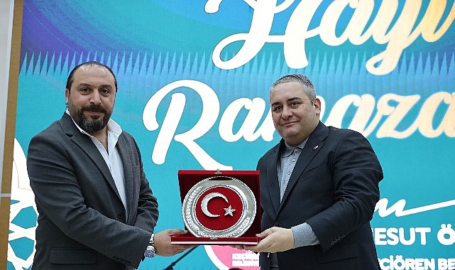 Başkan &Ouml;zarslan, Ordulularla İftar Sofrasında Buluştu