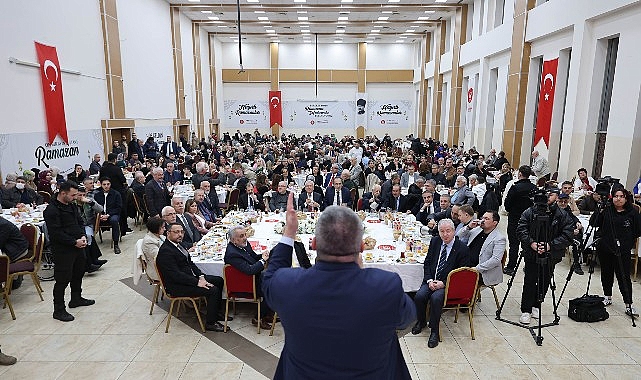Başkan &Ouml;zarslan Tunceli, Malatya, Erzincan ve Elazığlılarla İftar Sofrasında Buluştu