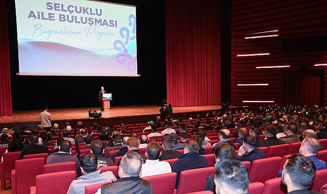 Başkan Pekyatırmacı Personeli ile Bayramlaştı: "Biz B&uuml;y&uuml;k Bir Aileyiz"