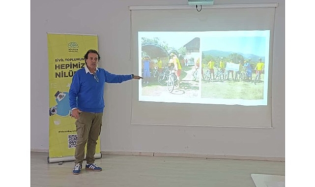 Başkan Şadi &Ouml;zdemir&rsquo;den kadınlara: &ldquo;Birlikte g&uuml;&ccedil;l&uuml; olun&rdquo; mesajı