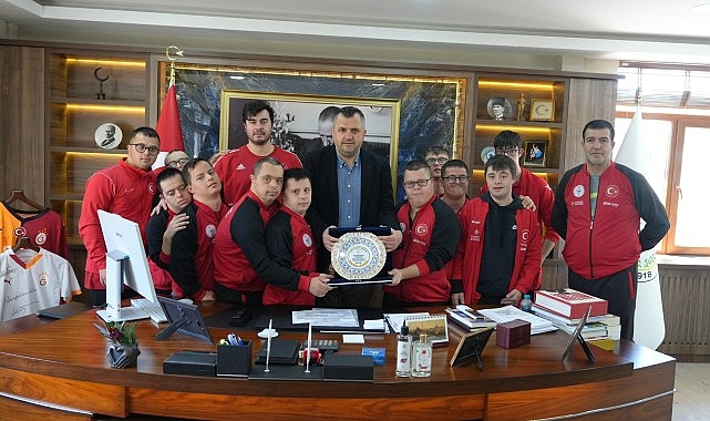 Başkan Taşyasan Down Sendromlular Basketbol Milli Takımı&rsquo;nı ağırladı