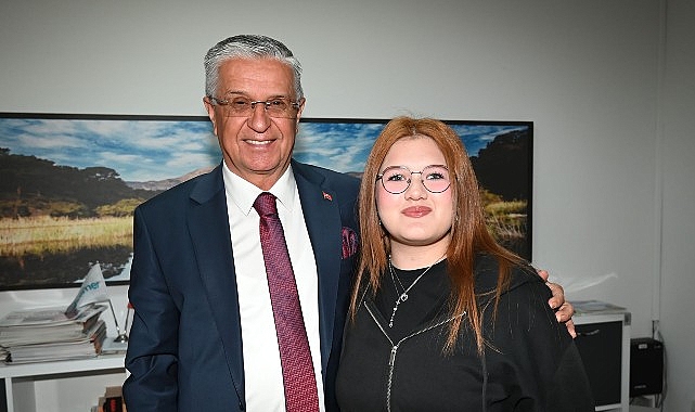 Başkan Topaloğlu&rsquo;na anlamlı hediye
