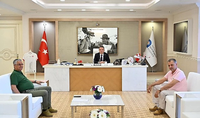 Başkan Topaloğlu&rsquo;ndan ABB Başkanı B&ouml;cek&rsquo;e ziyaret