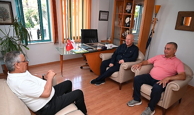 Başkan Topaloğlu&rsquo;ndan Yaşam Hastanesi&rsquo;ne teşekk&uuml;r plaketi