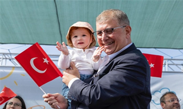 Başkan Tugay: &Ccedil;ocuklarımıza o g&uuml;zel &uuml;lkeyi hep beraber armağan edelim