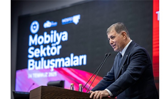 Başkan Tugay mobilya sekt&ouml;r&uuml;n&uuml;n geleceğine y&ouml;n verecek form&uuml;lleri anlattı