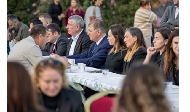 Başkan Tugay, Onur G&uuml;nay'ın hayır yemeğine katıldı
