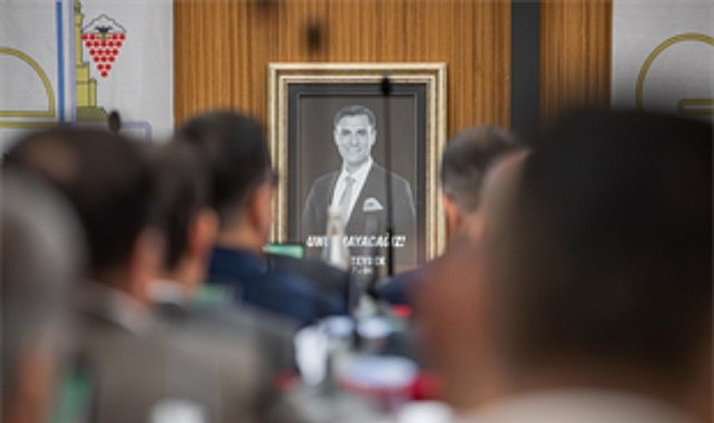 Başkan Tugay &uuml;ye belediyeleri iklim konusunda &ccedil;alışmaya davet etti