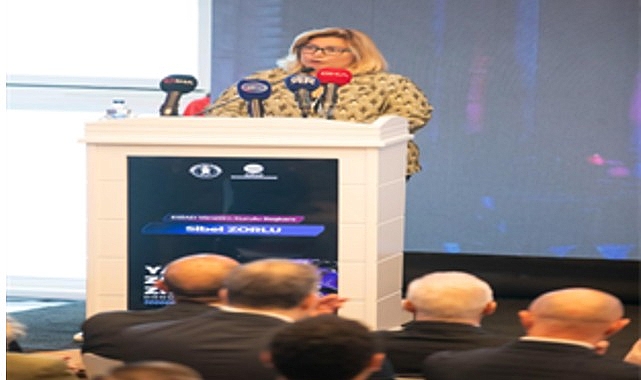 Başkan Tugay, Yapay Zek&acirc; Zirvesi&rsquo;nde konuştu