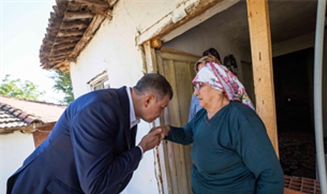 Başkan Tugay&rsquo;dan yangında vefat eden Şahin&rsquo;in aile evine taziye ziyareti