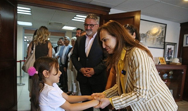 Başkan &Uuml;nsal: &ldquo;Biz b&uuml;y&uuml;k ve g&uuml;&ccedil;l&uuml; bir aileyiz&rdquo;