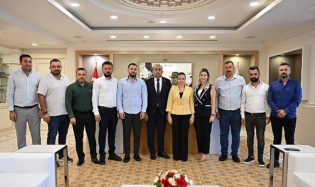 Başkan Vekili &Ouml;zdemir STK ve muhtar temsilcilerini ağırladı
