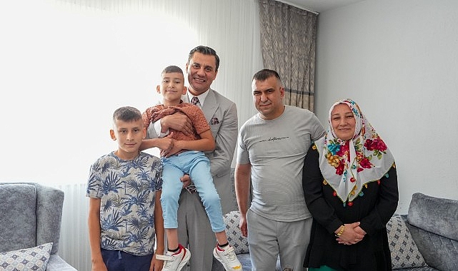 Başkan Zeyrek&rsquo;ten K&uuml;&ccedil;&uuml;k Ali&rsquo;ye Bayram S&uuml;rprizi
