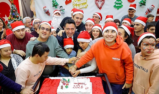 Bayraklı Belediyesi &Ouml;zel Sporcularla 2026&rsquo;yı Karşıladı