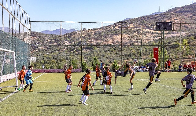 Bayraklı&rsquo;da anlamlı turnuva: &lsquo;Ferdi Zeyrek' U-12 Cup futbol turnuvası başlıyor!