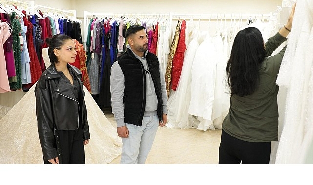 Bayraklı&rsquo;da Evlenecek &Ccedil;iftlere Anlamlı Destek