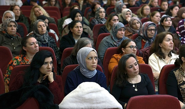 Bayraklı&rsquo;da Madde Bağımlılığına Karşı Annelerle Farkındalık Eğitimi