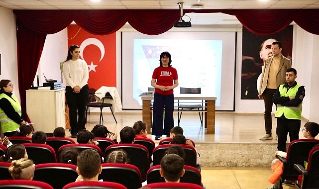 Bayraklı&rsquo;da sıfır atık bilinci k&uuml;&ccedil;&uuml;k yaşta başlıyor